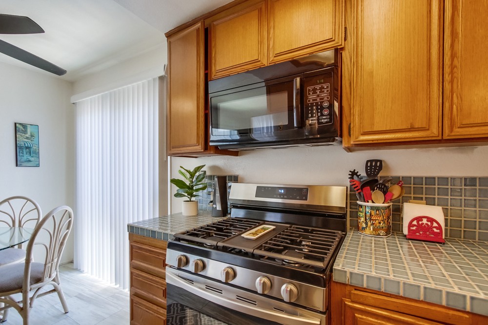Virtual tour photo 13 of 25 for 2856 Mission Blvd