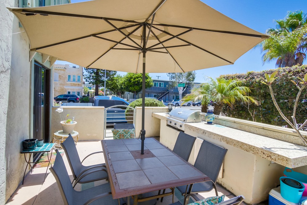 Virtual tour photo 23 of 25 for 2856 Mission Blvd