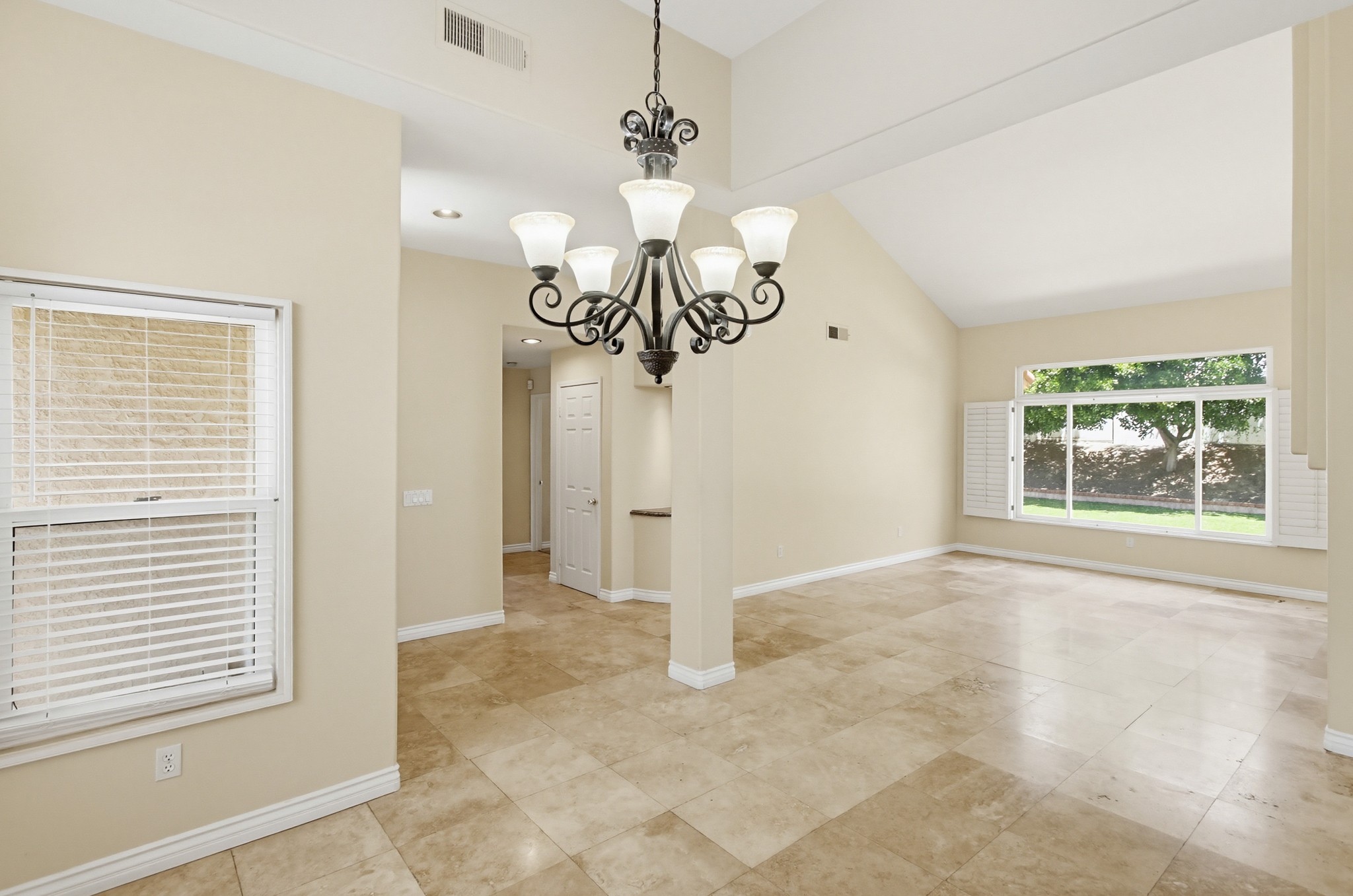 Virtual tour photo 11 of 57 for 2858 Manzanita View Rd