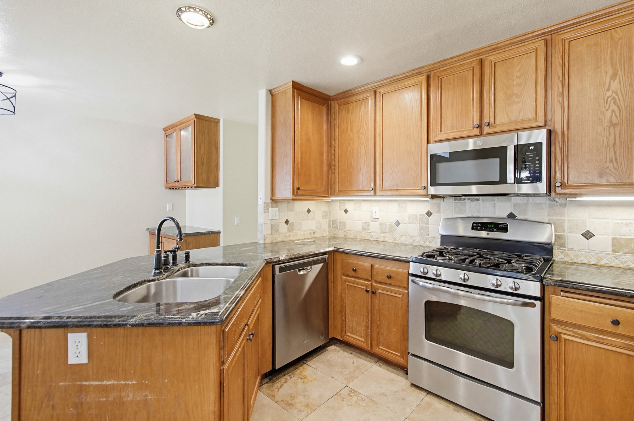 Virtual tour photo 20 of 57 for 2858 Manzanita View Rd