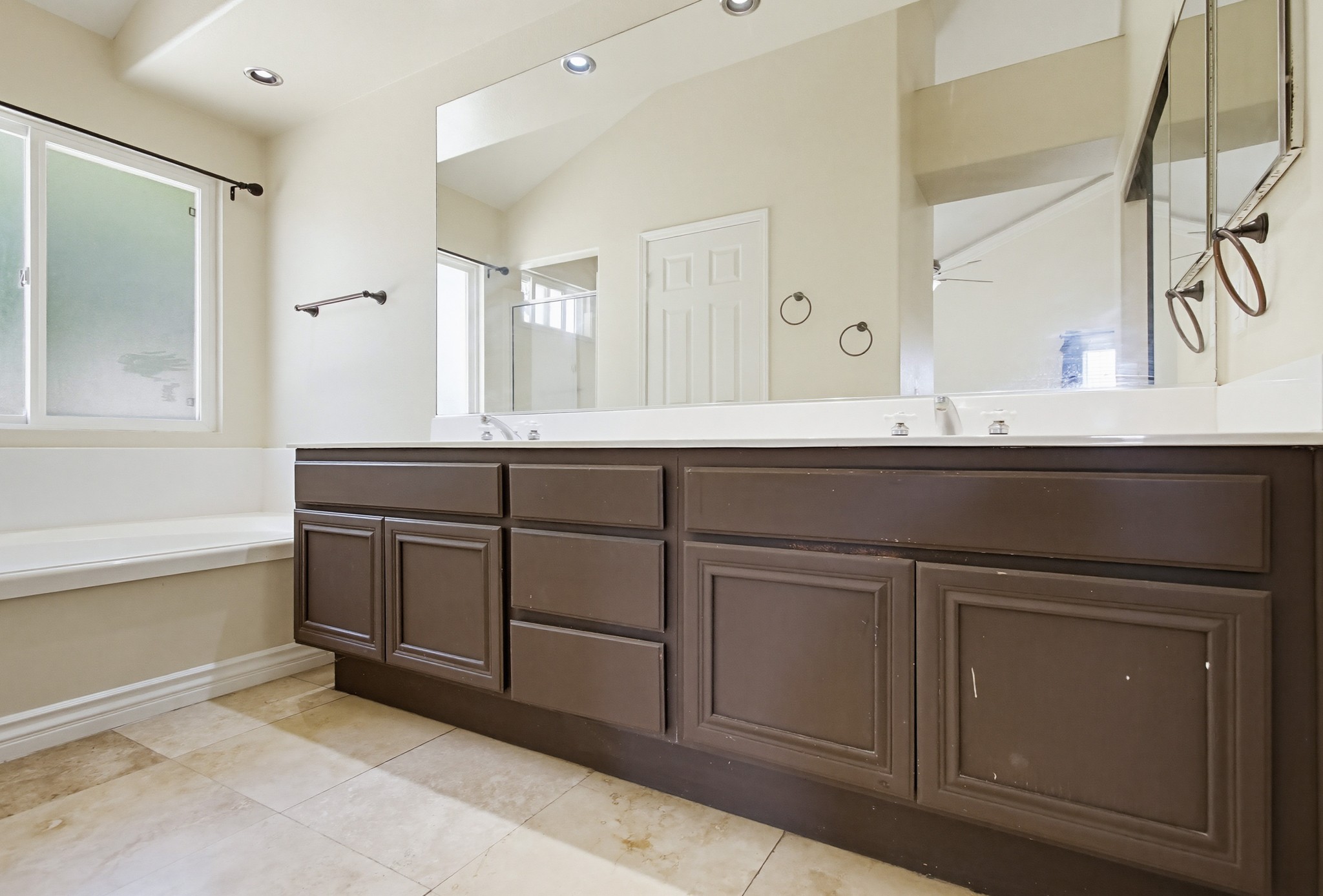 Virtual tour photo 29 of 57 for 2858 Manzanita View Rd