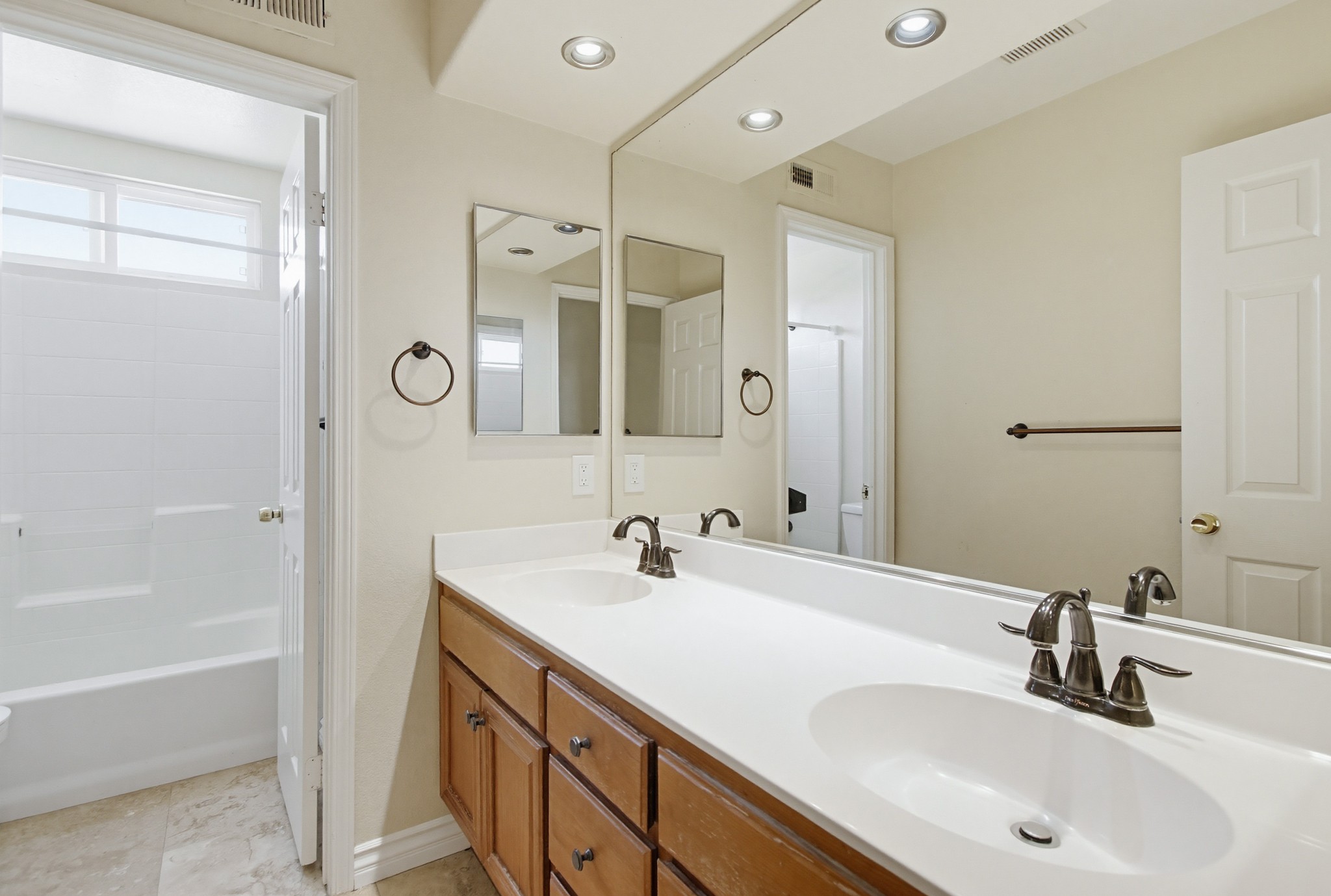 Virtual tour photo 42 of 57 for 2858 Manzanita View Rd