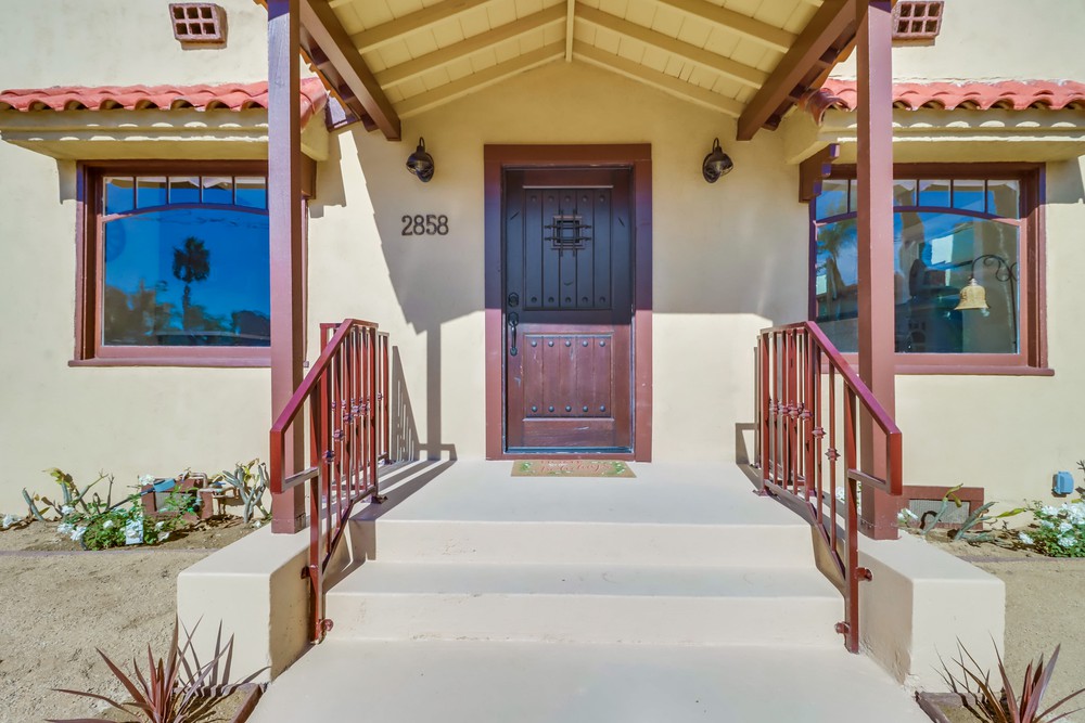Virtual tour photo 9 of 44 for 2858 Monroe Ave