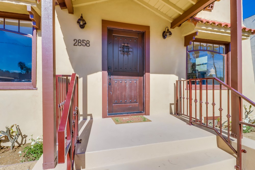 Virtual tour photo 11 of 44 for 2858 Monroe Ave