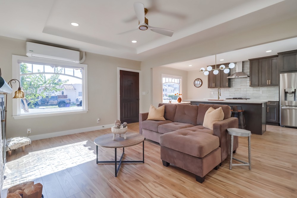 Virtual tour photo 14 of 44 for 2858 Monroe Ave
