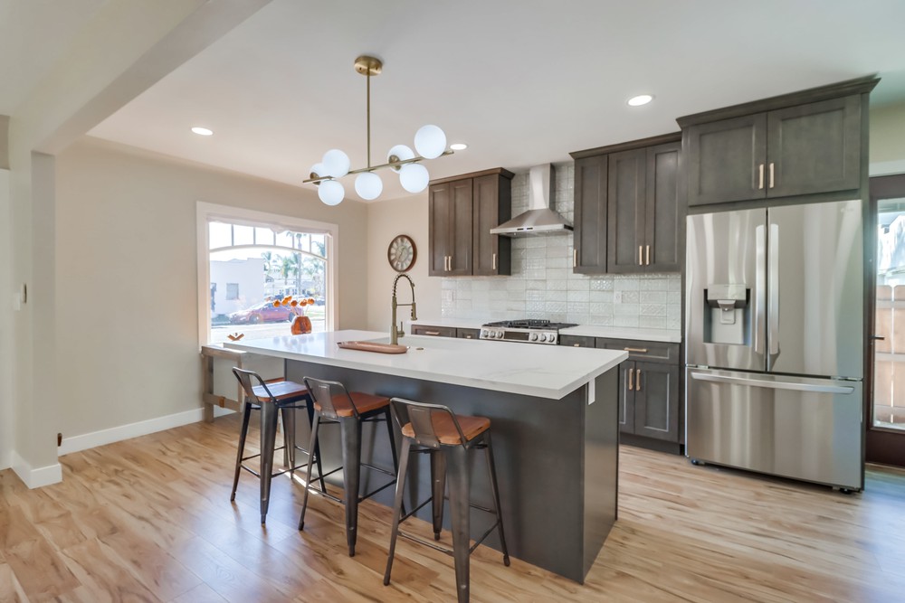 Virtual tour photo 17 of 44 for 2858 Monroe Ave
