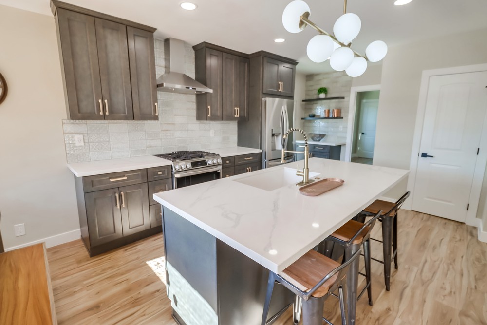 Virtual tour photo 22 of 44 for 2858 Monroe Ave