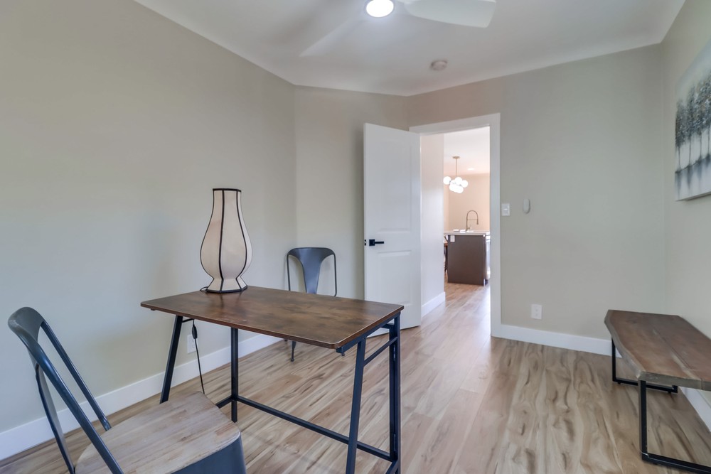 Virtual tour photo 29 of 44 for 2858 Monroe Ave