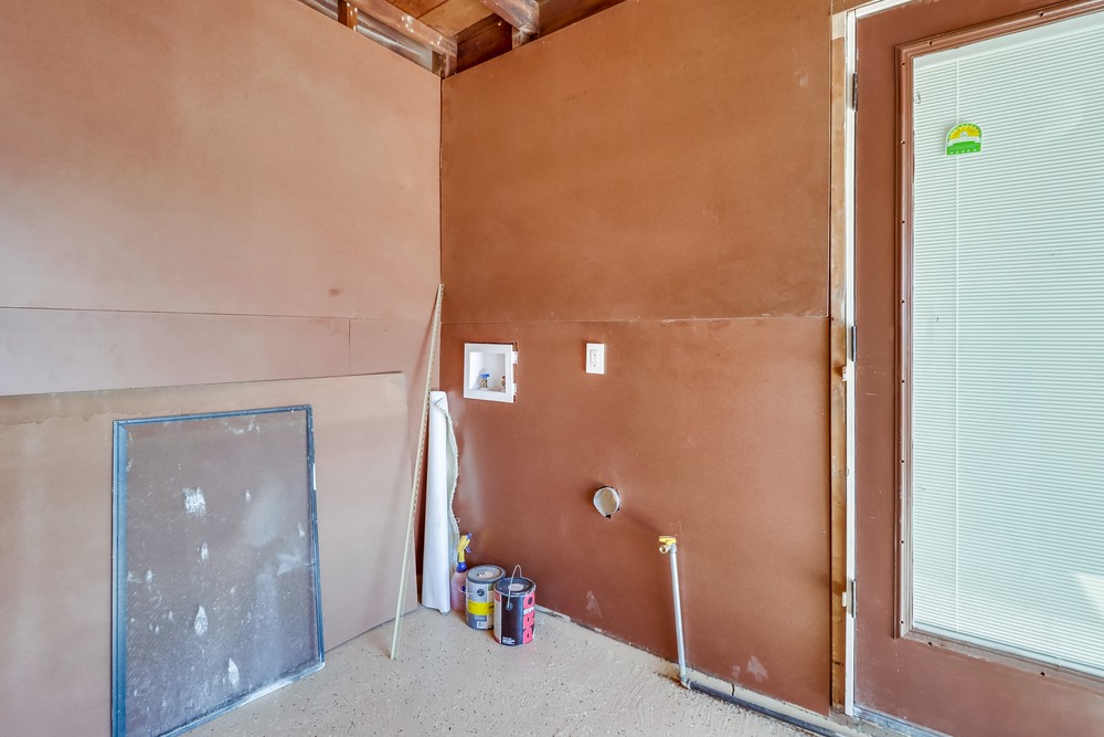 Virtual tour photo 44 of 44 for 2858 Monroe Ave