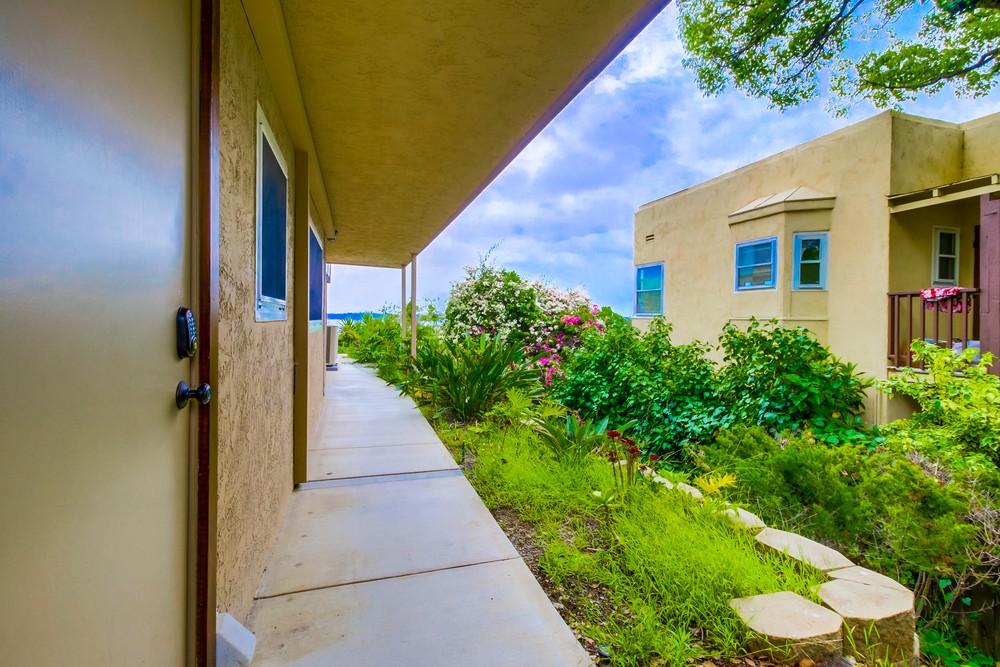 Virtual tour photo 3 of 39 for 2860 State St