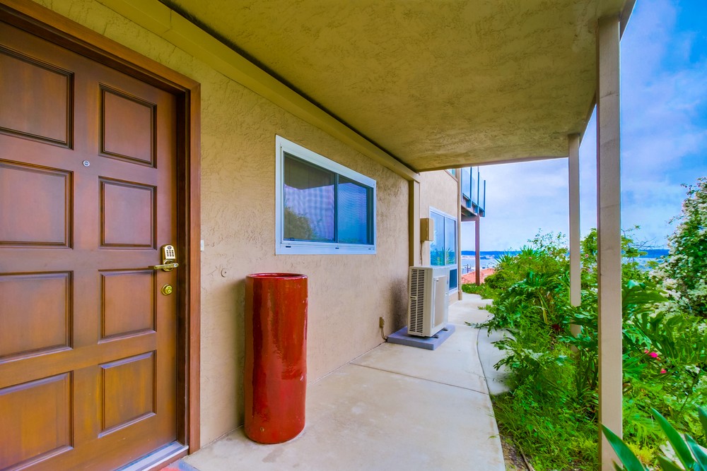 Virtual tour photo 4 of 39 for 2860 State St