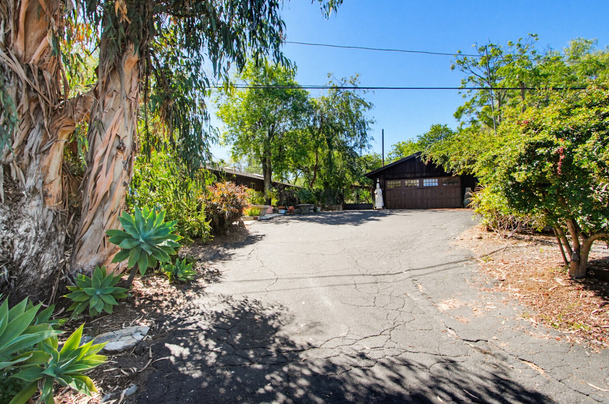 Virtual tour photo 3 of 91 for 28605 Rolling Rock Rd