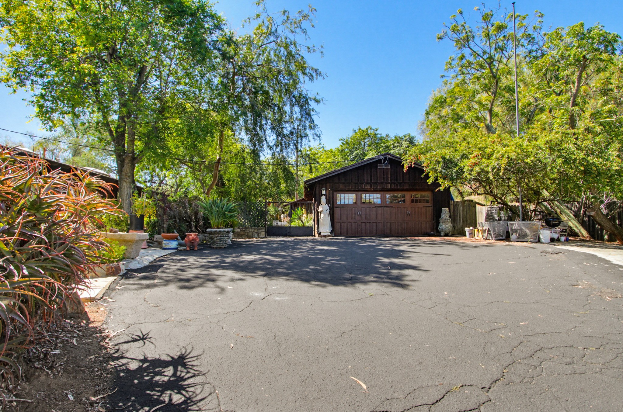 Virtual tour photo 4 of 91 for 28605 Rolling Rock Rd