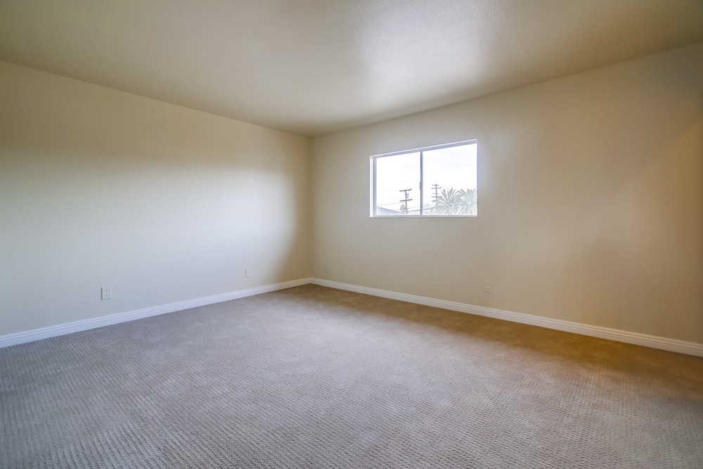 Virtual tour photo 18 of 32 for 2861 B St #6