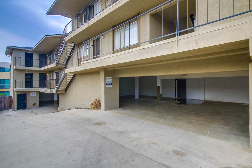 Virtual tour photo 32 of 32 for 2861 B St #6