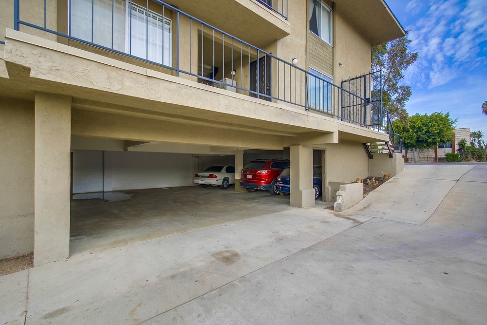 Virtual tour photo 33 of 32 for 2861 B St #6