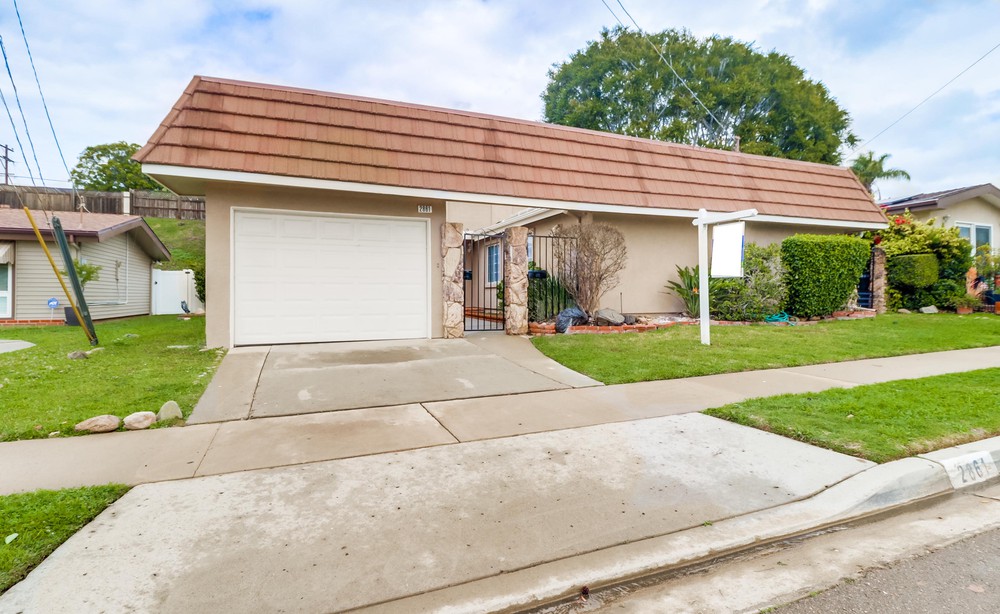 Virtual tour photo 1 of 57 for 2861 Epaulette St
