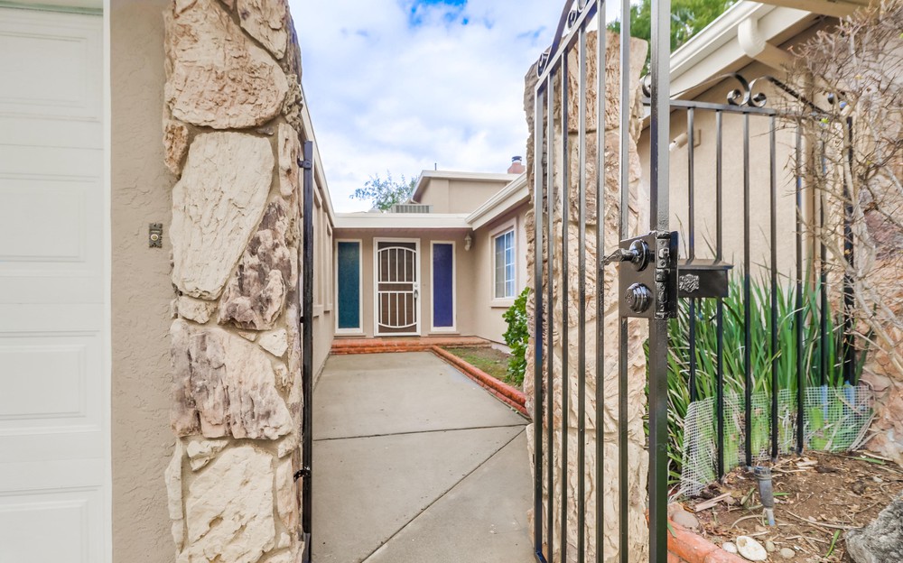 Virtual tour photo 7 of 57 for 2861 Epaulette St