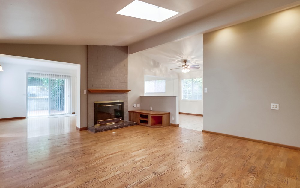 Virtual tour photo 10 of 57 for 2861 Epaulette St