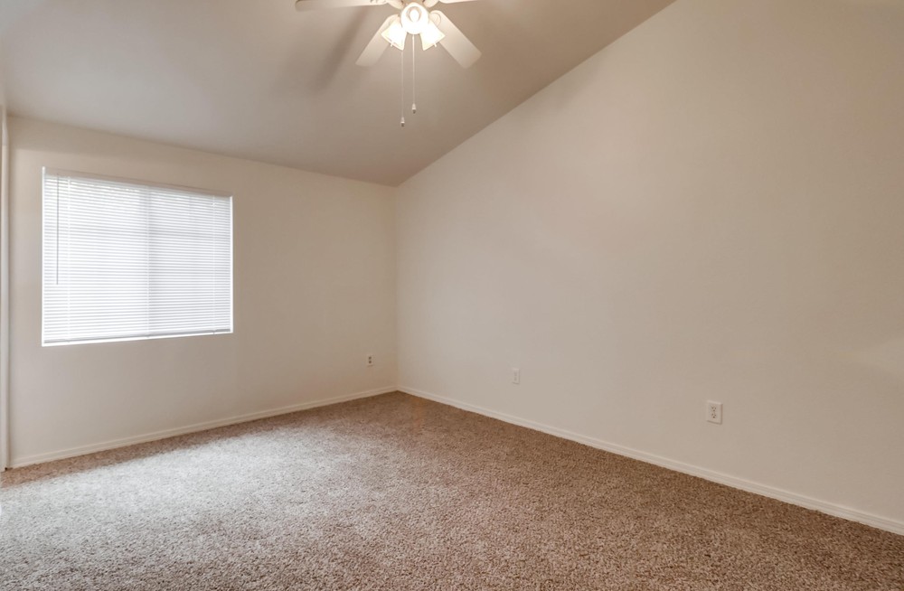 Virtual tour photo 29 of 57 for 2861 Epaulette St