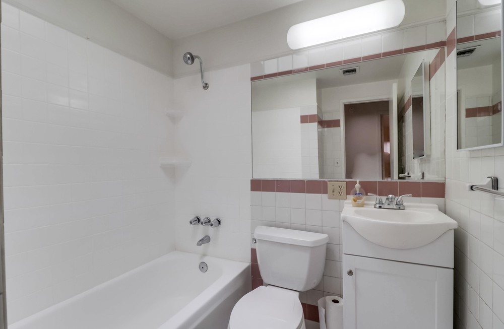 Virtual tour photo 42 of 57 for 2861 Epaulette St
