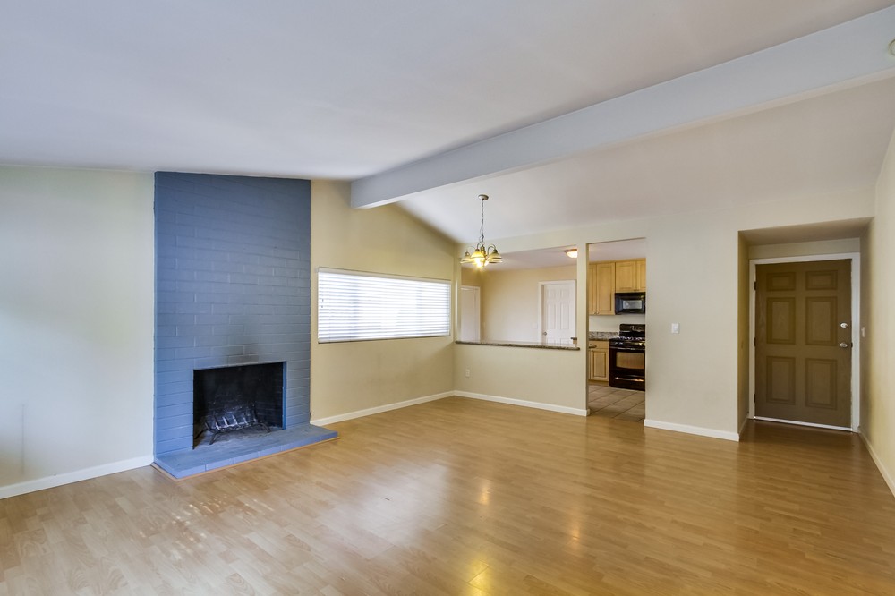 Virtual tour photo 8 of 24 for 2862 Amulet St