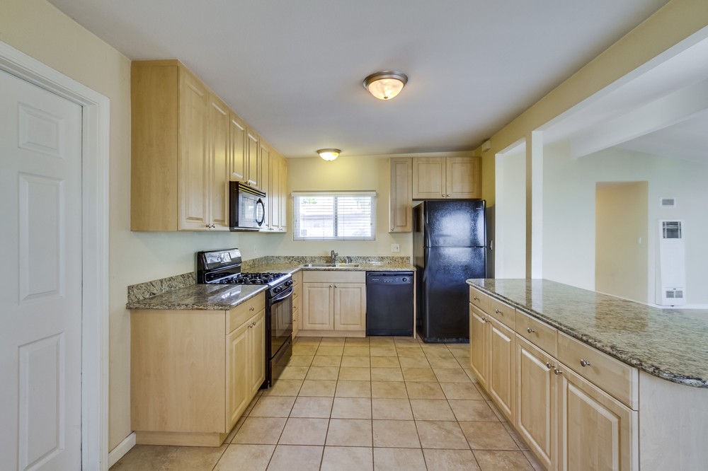 Virtual tour photo 10 of 24 for 2862 Amulet St