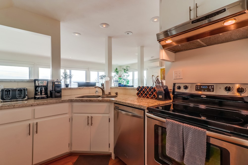 Virtual tour photo 24 of 47 for 2862 State St