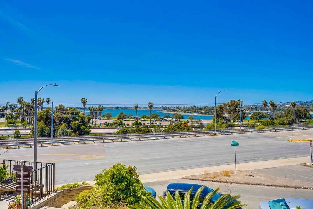 Virtual tour photo 7 of 57 for 2865 Morena Blvd