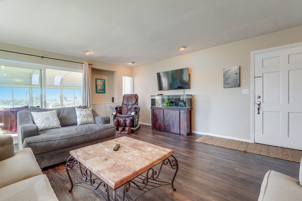 Virtual tour photo 12 of 57 for 2865 Morena Blvd