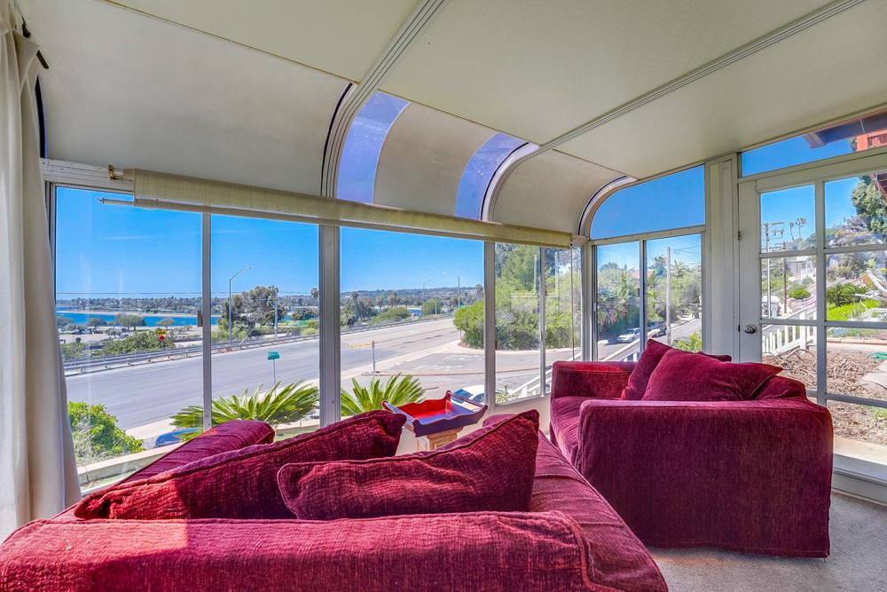 Virtual tour photo 17 of 57 for 2865 Morena Blvd