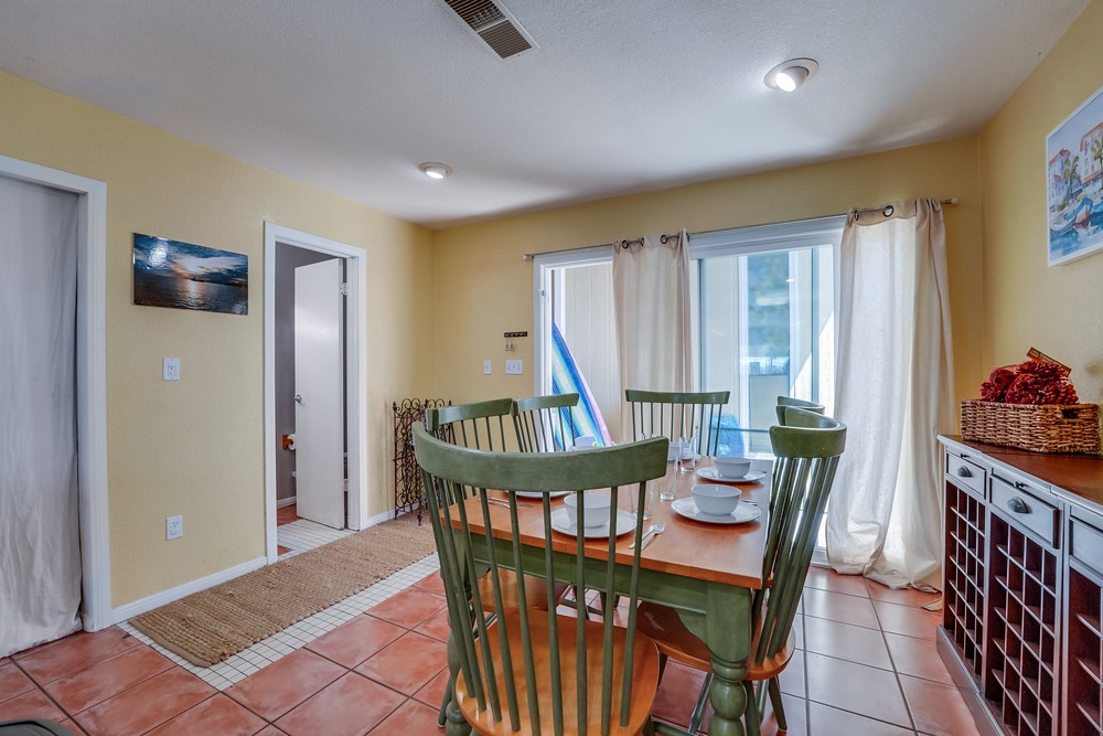 Virtual tour photo 19 of 57 for 2865 Morena Blvd