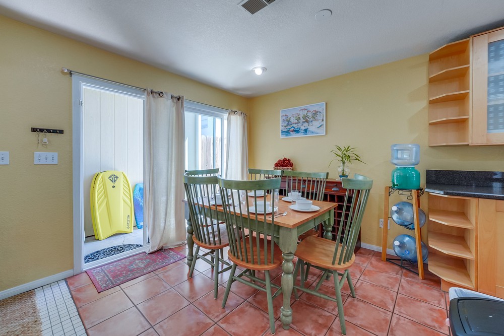 Virtual tour photo 20 of 57 for 2865 Morena Blvd