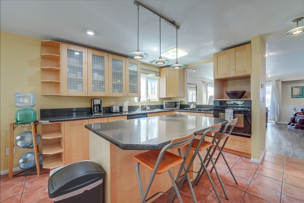 Virtual tour photo 23 of 57 for 2865 Morena Blvd