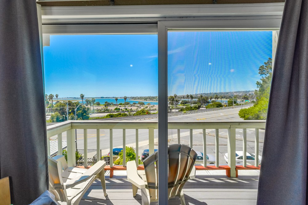Virtual tour photo 38 of 57 for 2865 Morena Blvd