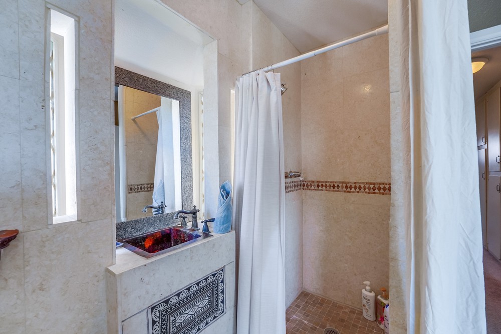 Virtual tour photo 41 of 57 for 2865 Morena Blvd