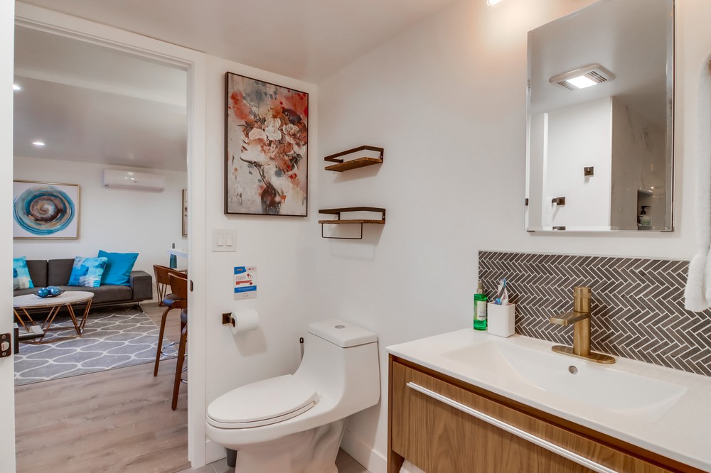 Virtual tour photo 40 of 131 for 2865 State St