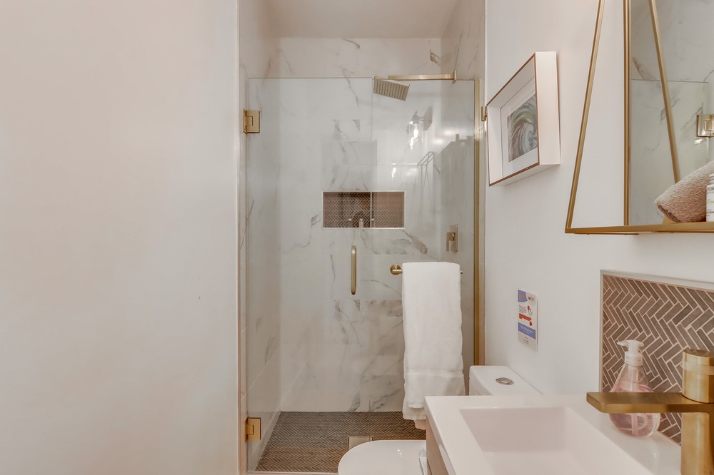Virtual tour photo 79 of 131 for 2865 State St