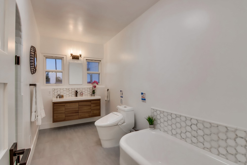 Virtual tour photo 84 of 131 for 2865 State St
