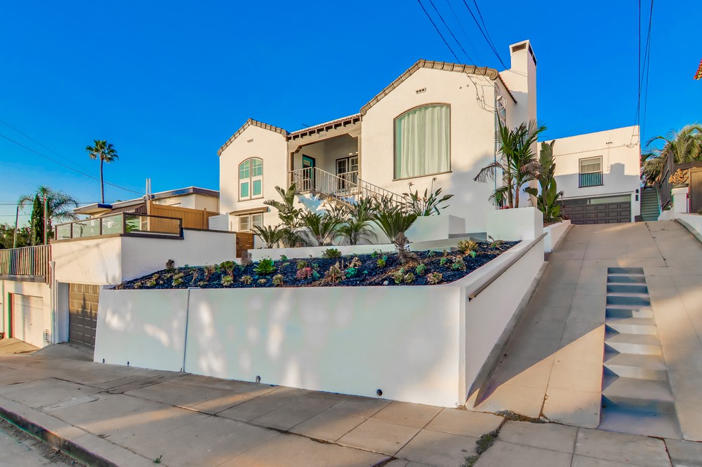 Virtual tour photo 88 of 131 for 2865 State St