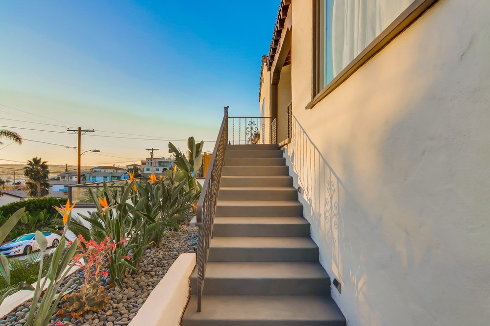 Virtual tour photo 93 of 131 for 2865 State St