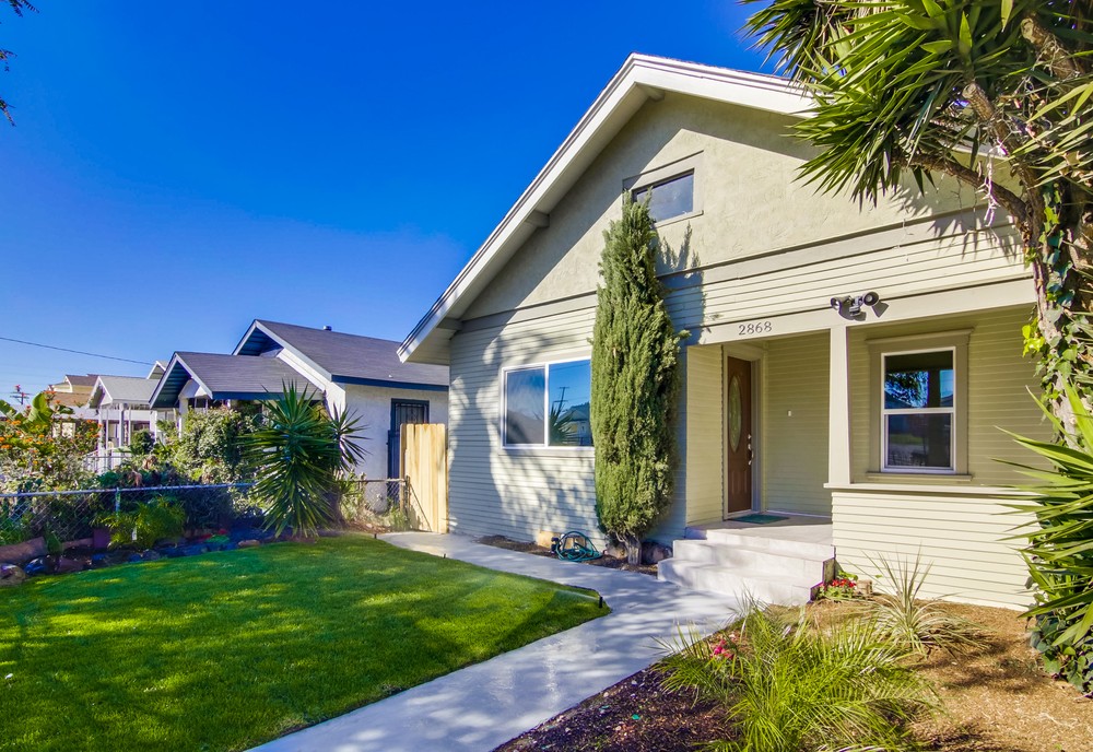 Virtual tour photo 5 of 44 for 2868 Clay Ave