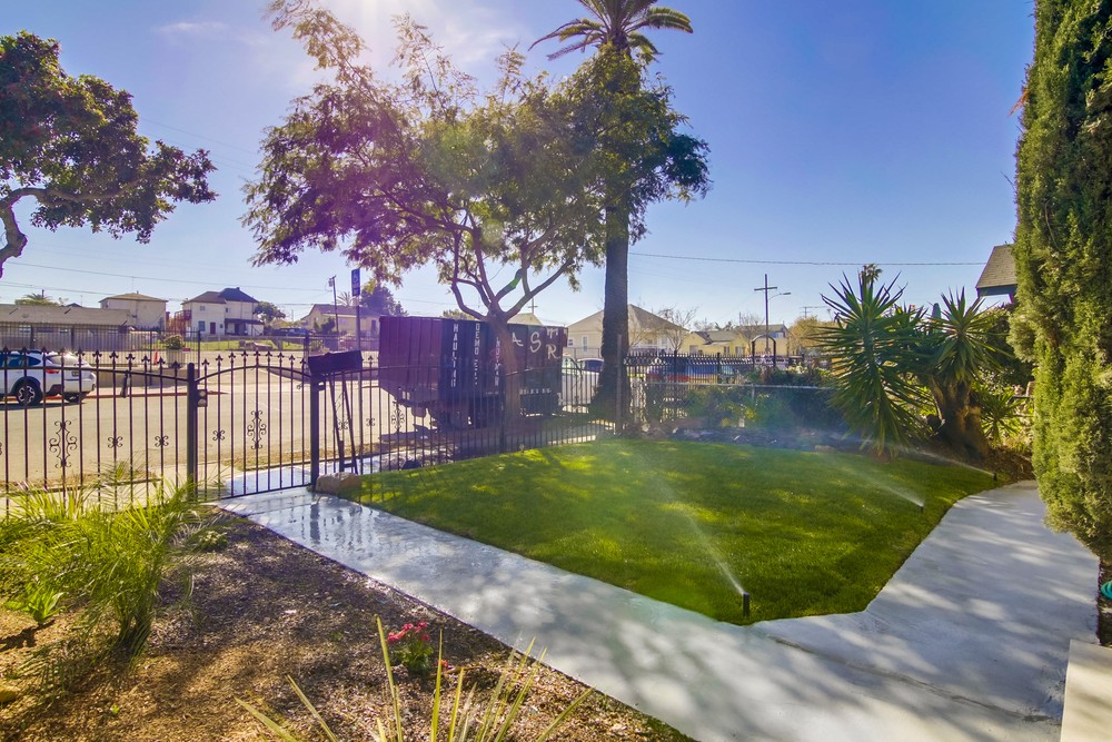 Virtual tour photo 6 of 44 for 2868 Clay Ave