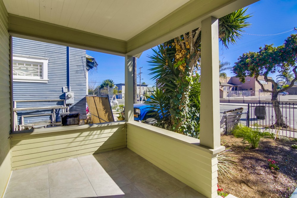 Virtual tour photo 8 of 44 for 2868 Clay Ave