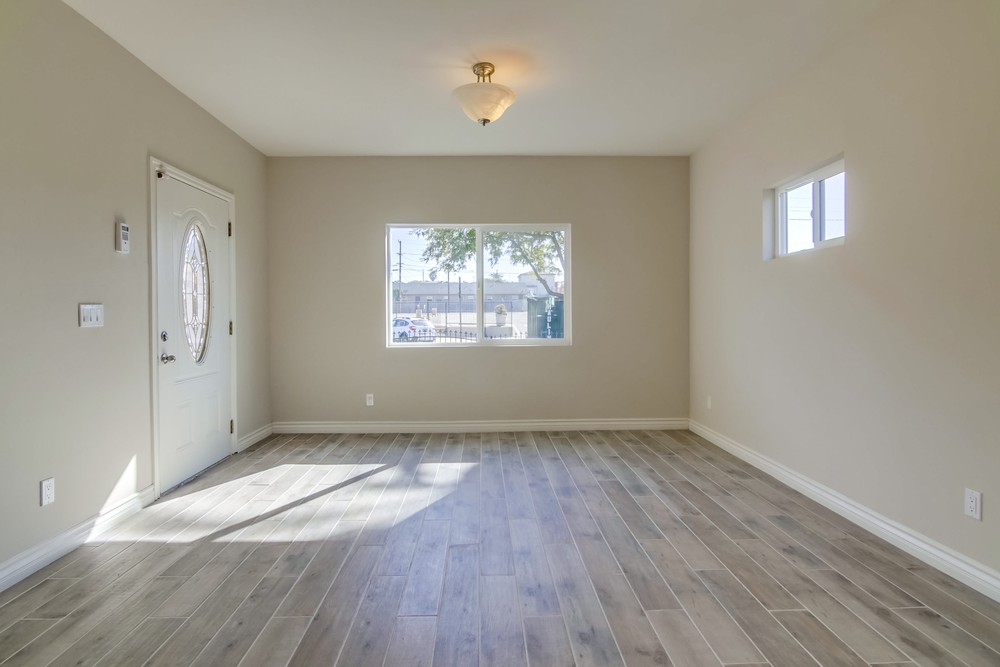 Virtual tour photo 13 of 44 for 2868 Clay Ave