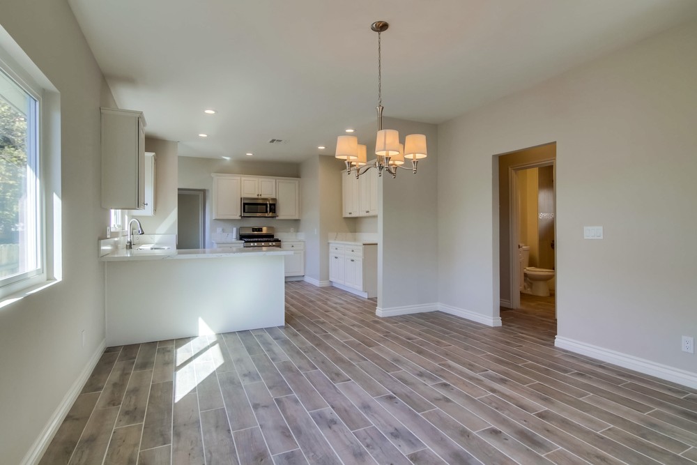 Virtual tour photo 17 of 44 for 2868 Clay Ave