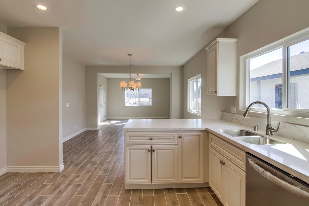 Virtual tour photo 26 of 44 for 2868 Clay Ave