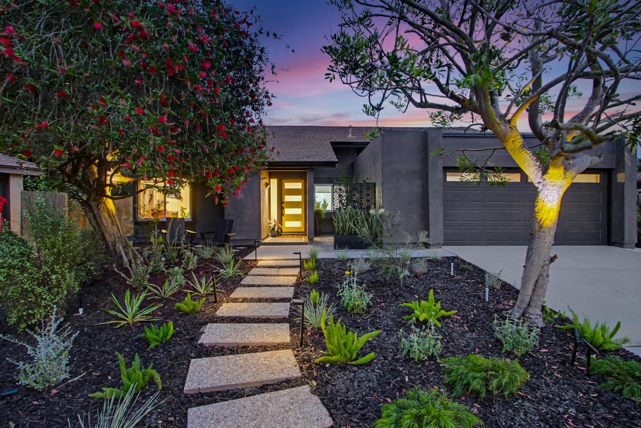 Virtual tour photo 6 of 86 for 287 Sharp Pl