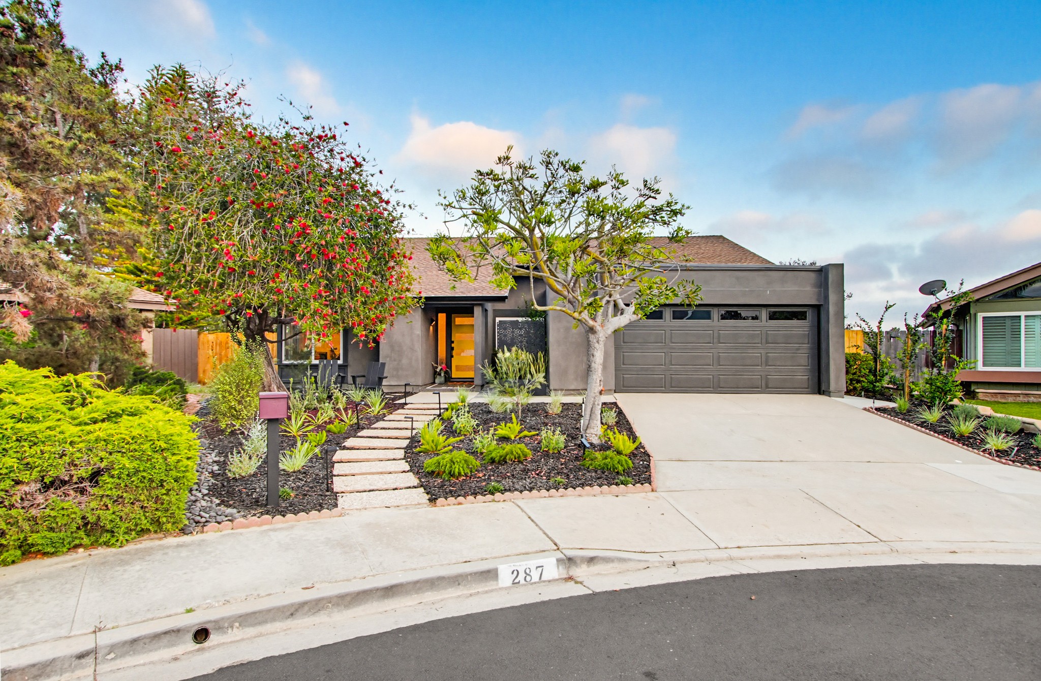 Virtual tour photo 66 of 86 for 287 Sharp Pl