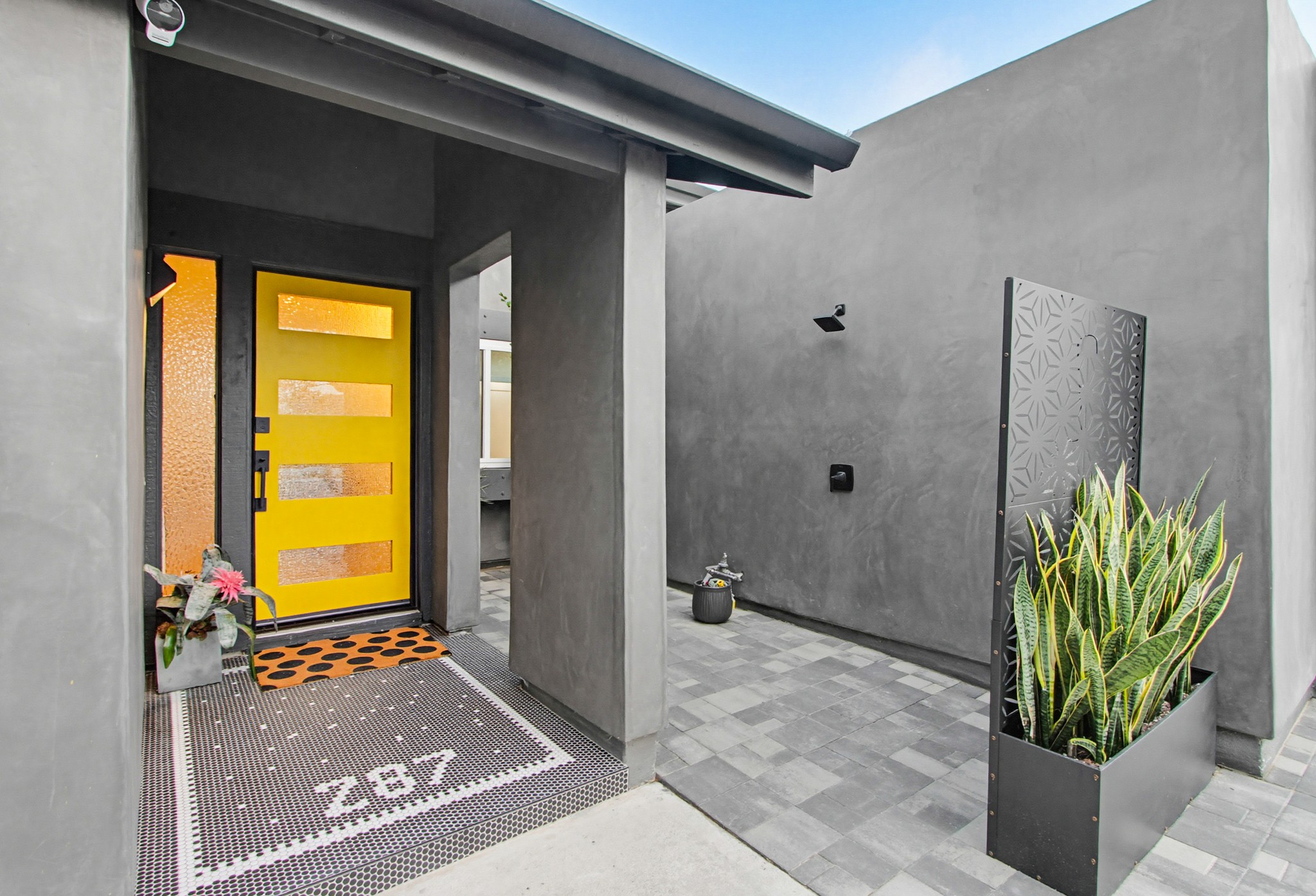 Virtual tour photo 72 of 86 for 287 Sharp Pl